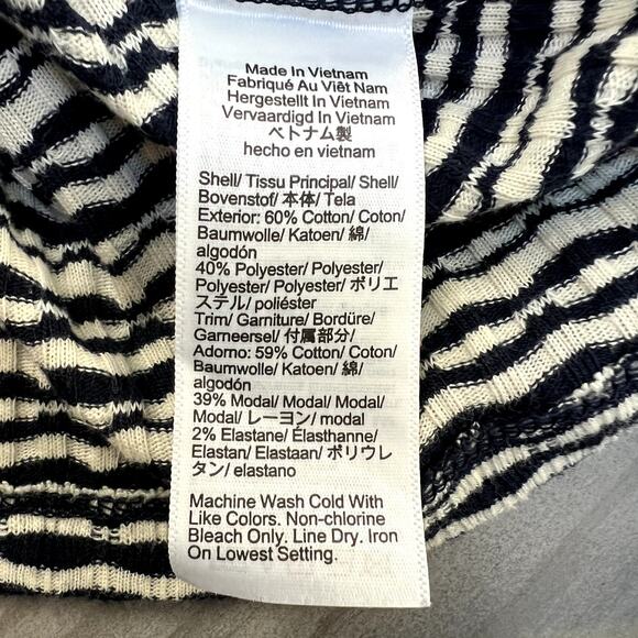 J. Crew Lady Jacket Cardigan Sweater Shrunken Jacquard Gold Buttons Sma - Picture 5 of 6